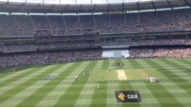 Ashes 2013/2014 - 4th Test MCG - Mitchell Johnson gets a wicket смотреть онлайн