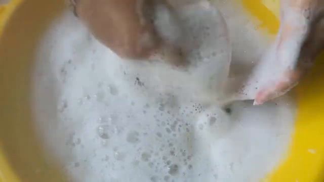 ASMR. BUILDING POWDER. SQUEEZING, RINSING OF SPONGES/ ВСПЕНИЛА СТРОИТЕЛЬНЫЙ ПОРОШОК/泡 スポンジ смотреть онлайн