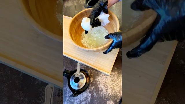 Любишь индийские сладости? ПОДПИШИСЬ! #расгулла #rasgulla #сладости #готовимдома #десерт #рецепт смотреть онлайн