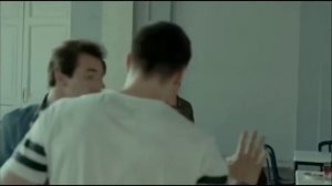 заступился за девушку