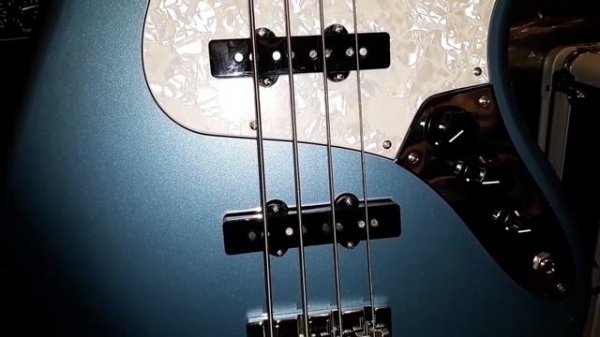Fender Player Jazz Bass