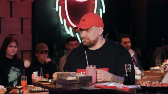 Instasamka вопрос ребром / Инстасамка интервью/ инстасамка 18 #shorts смотреть онлайн