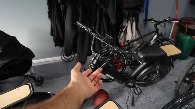 SURPRISING RENNY WITH A NEW EBIKE! смотреть онлайн