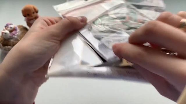 Запас наборов для вышивки крестиком