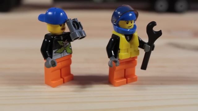 LEGO City. Внедорожник 4х4 с гоночным катером. Распаковка Лего Сити 60085. смотреть онлайн