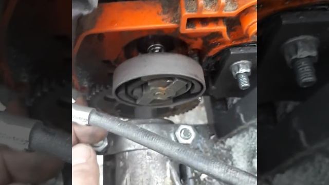 Обзор детского снегохода с двигателем от бензопилы смотреть онлайн