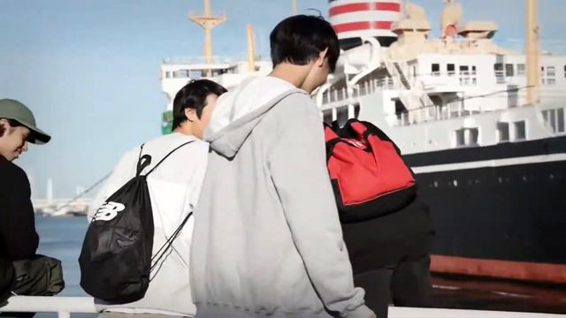 ДЕНЬ С 4 ЯПОНСКИМИ ПРО РАЙДЕРАМИ | Перевод Luis Mora на русский смотреть онлайн