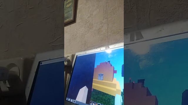 Игра Minecraft с Алисой и Таней смотреть онлайн