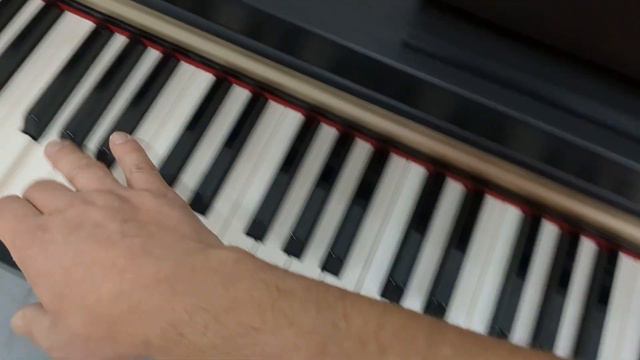 Yamaha Arius YDP-162 digital piano in satin black finish stock number 23217 смотреть онлайн