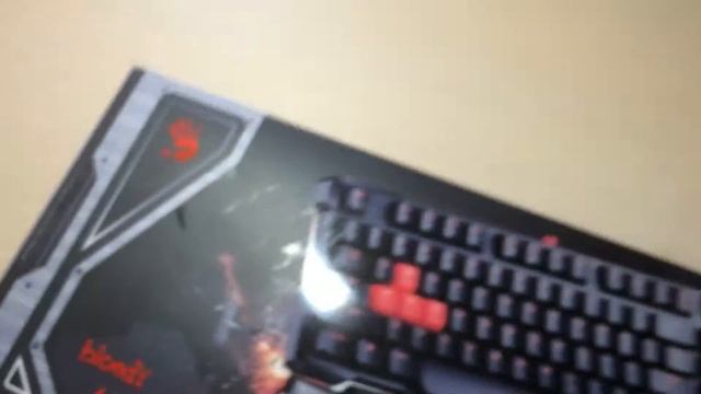 Анбоксинг Клавиатуры BLOODY B530 (Часть 1) смотреть онлайн