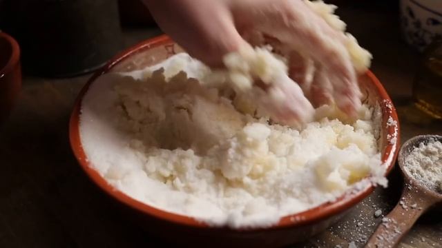 A Gluten Free Almond Lemon Cake From 1810 смотреть онлайн