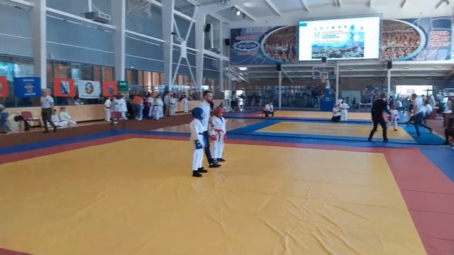 Армейский рукопашный бой- Костюченко Даниил смотреть онлайн