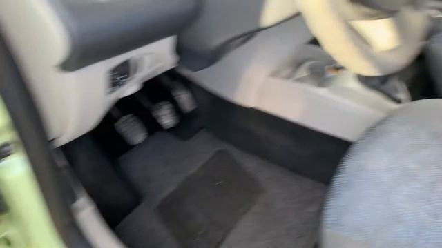 Renault Twingo 1.2 Authentique смотреть онлайн