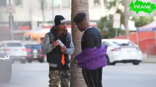 ПРАНК. БРАТОК ТЕБЯ БАХНУТЬ (ПРАНК В ГЕТТО)