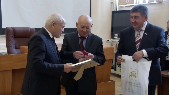 28.09.23 Поздравление новых глав на сессии Депутатов смотреть онлайн