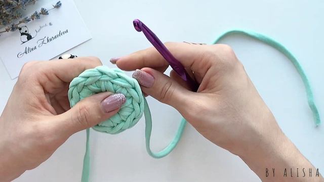 Идеальный круг из трикотажной пряжи | Бесшовное соединение | Лайфхаки | Узор «Галочки» смотреть онлайн