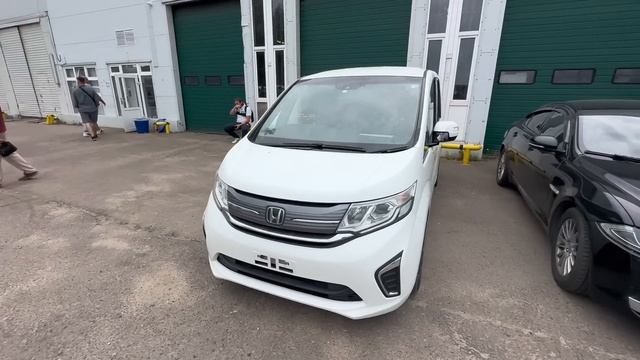 Получаем TOYOTA RAV4 WISH SUZUKI XBEE HONDA STEP WAGON заказные авто из Японии в Москве смотреть онлайн