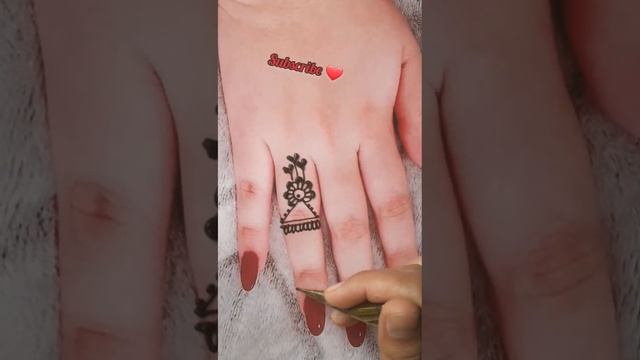 Cute ring finger tattoo |Beautiful Mehnditattoo designs #tattooart #mehnditattoo #hennatattoo #vira смотреть онлайн