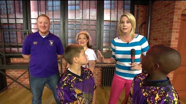 Tiny Mites Cheer Squad смотреть онлайн