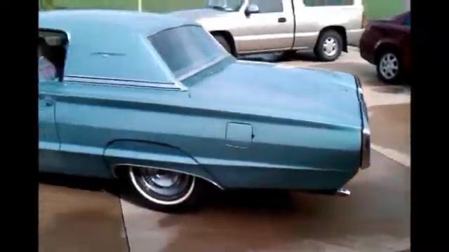 1966 Ford Thunderbird смотреть онлайн