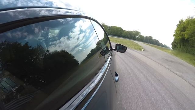 BMW M440i 4 Series (G22) Driven on Track by Board Member Klaus Fröhlich смотреть онлайн