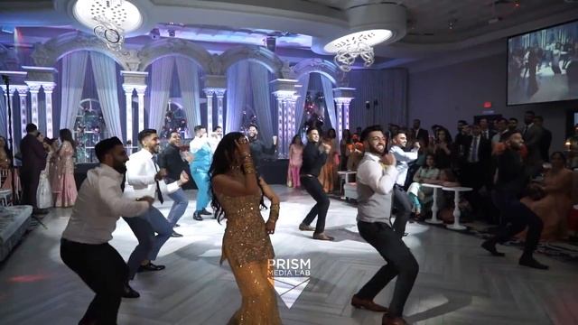 Preet & Kanwar | Epic Engagement Performance смотреть онлайн