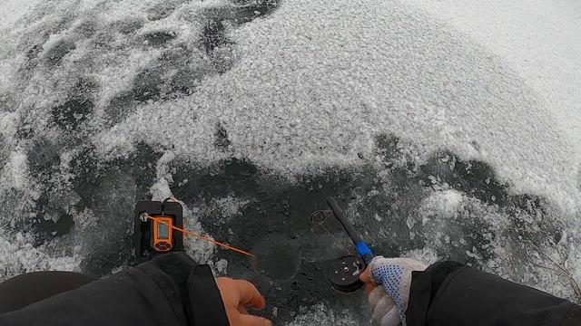 лёд вместо фидера, но...окунь тоже рыба, при том вкусная, отчет Но 154 смотреть онлайн