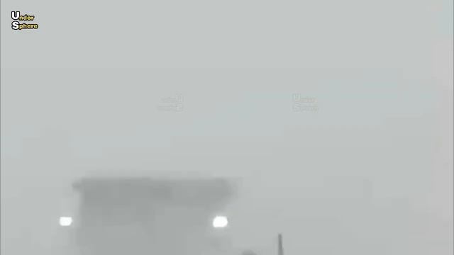 200 Km/h Winds Lift People From The Ground In Xinjiang, China! Xinjiang Sandstorm! Tornado 2024