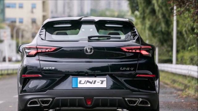 SUV mới giá siêu rẻ 402 triệu đầu tiên về Việt Nam có giá lăn bánh "gây choáng" với khách mua смотреть онлайн