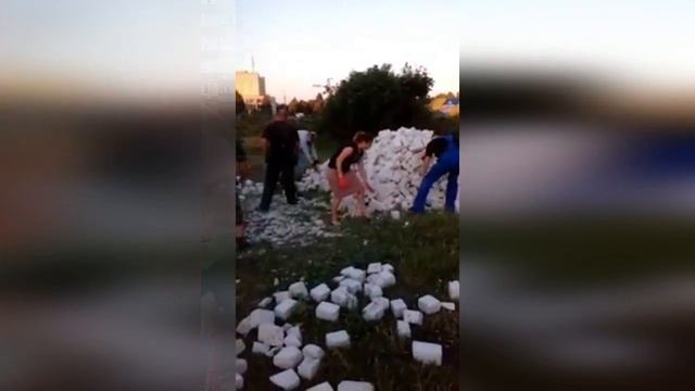 ✞ Разбор кирпича, на храм Иверской Божьей матери! смотреть онлайн