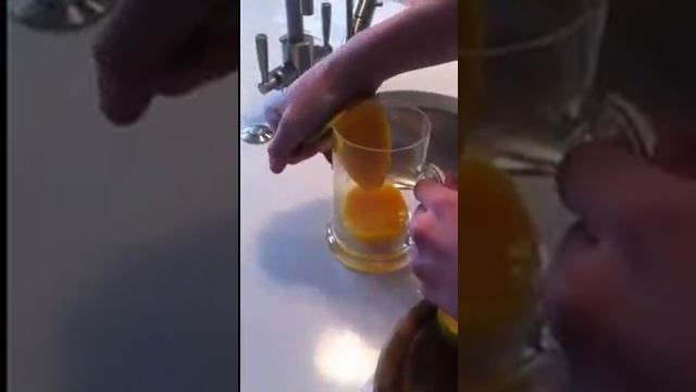 Как быстро очистить манго смотреть онлайн