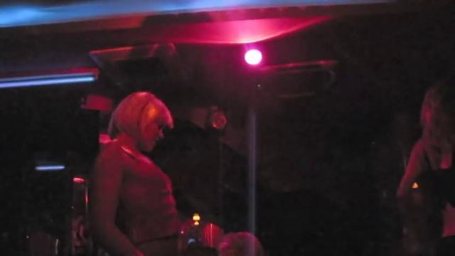 Romansa Nightclub Belgrade, Striptiz Beograd