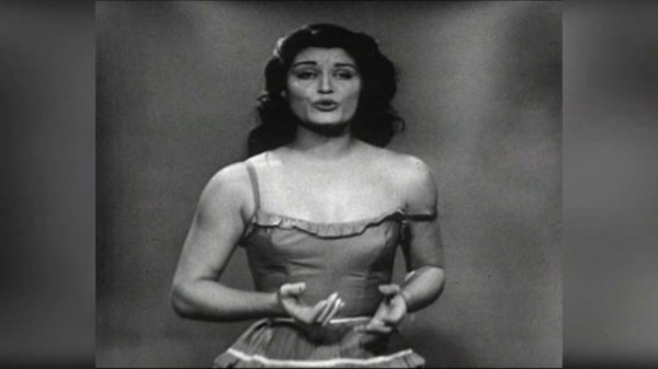 Dalida Gondolier 1957 / Dalida Officiel