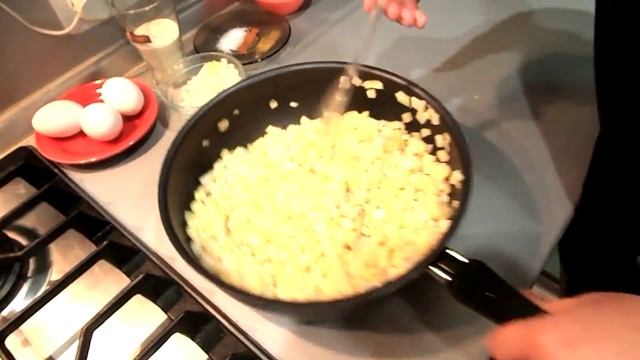 Жареный картофель и капустные котлеты смотреть онлайн