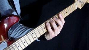 Пальцы далеко отходят от грифа, что делать?