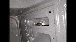 Микроволновка LG трещит и искрит