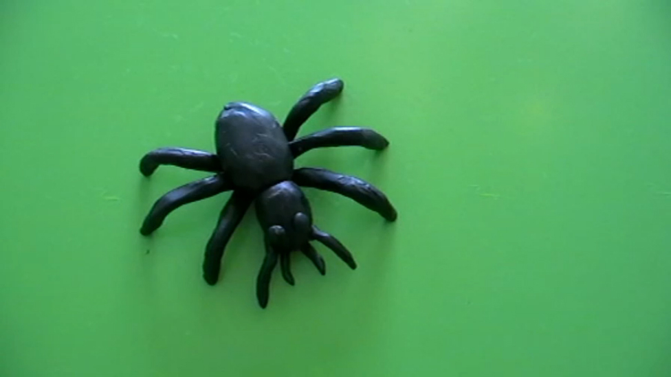 Паук на хеллуин плей до смотреть онлайн