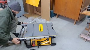 DEWALT DWE 7492