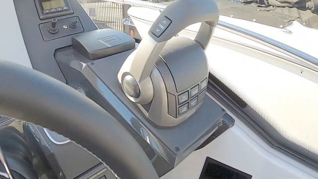 Yacht Tour - Grandezza 28 OC