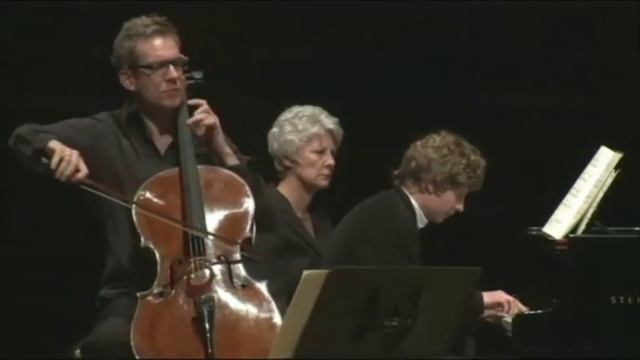 MENDELSSOHN Sonata for cello and piano No. 2 in D major Op. 58 (p.3-4) смотреть онлайн