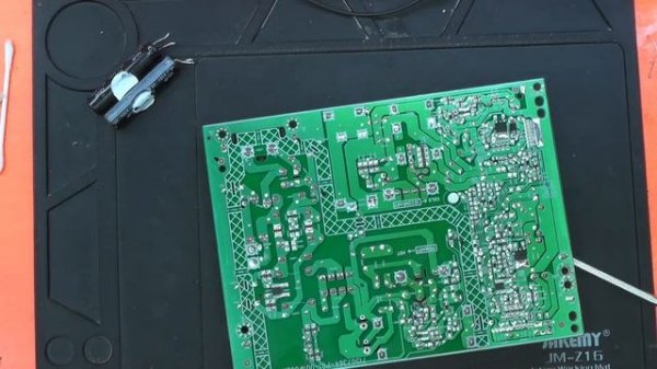 PHILIPS 32PFT5501/60 НЕ ВКЛЮЧАЕТСЯ РЕМОНТ БЛОКА ПИТАНИЯ