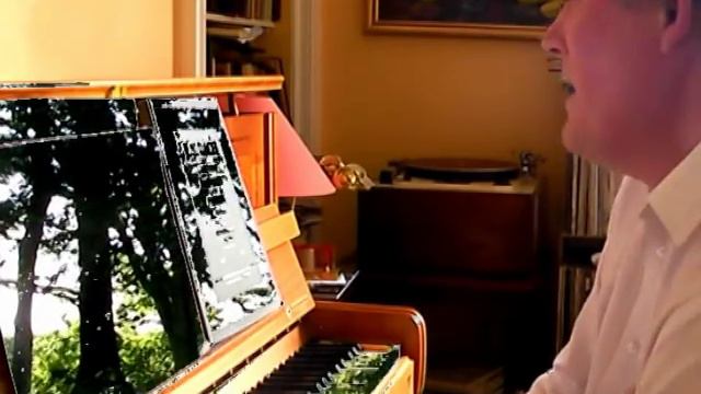 Stille Sicherheit ♬ Robert Franz ( 'The Avowal' ) Russell Malcolm (baritone) смотреть онлайн