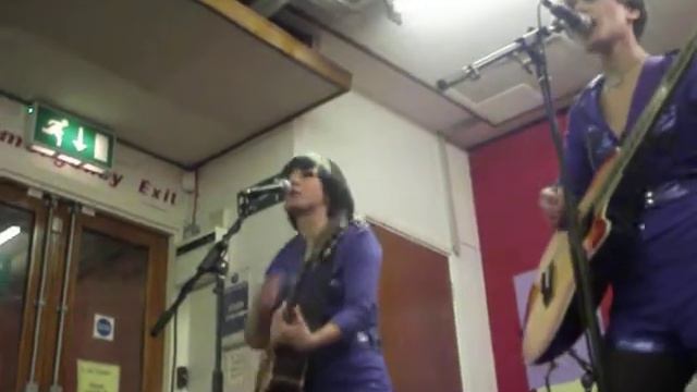 Robots In Disguise - Turn It Up - Holborn Library Acoustic 29/10/10