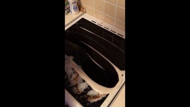 Как быстро очистить плиту смотреть онлайн