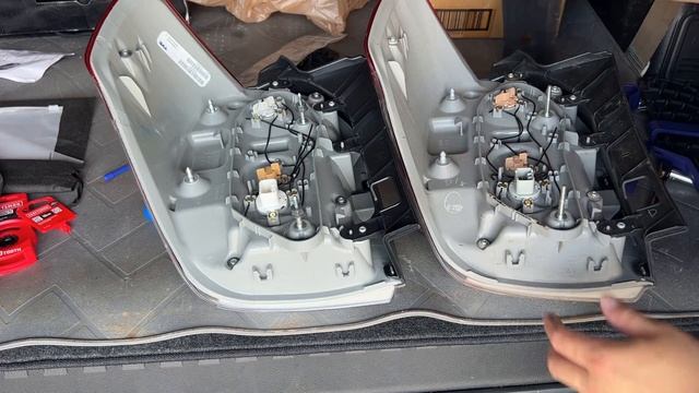 2011 Toyota 4Runner Tail Light Assembly Replacement смотреть онлайн