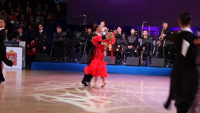 Evgeny Moshenin - Dana Spitsyna,1/2, Grand Slam Moscow-2017, Quickstep смотреть онлайн