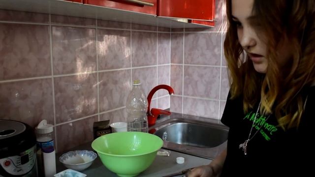 пытаюсь готовить тирамису//плохо выходит :/ смотреть онлайн