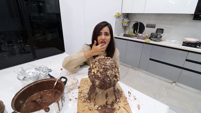 Eating only GIANT FOODS for 24 HOURS (Satisfying) смотреть онлайн