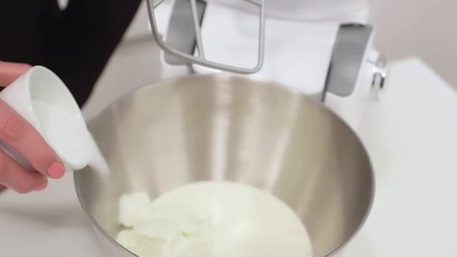 Here's what the Kenwood Kitchen Machine can do for you смотреть онлайн