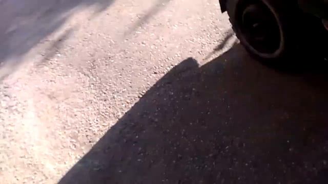 ЛУАЗ, выкидываем лишнее и монтируем батарею (ч.3) смотреть онлайн